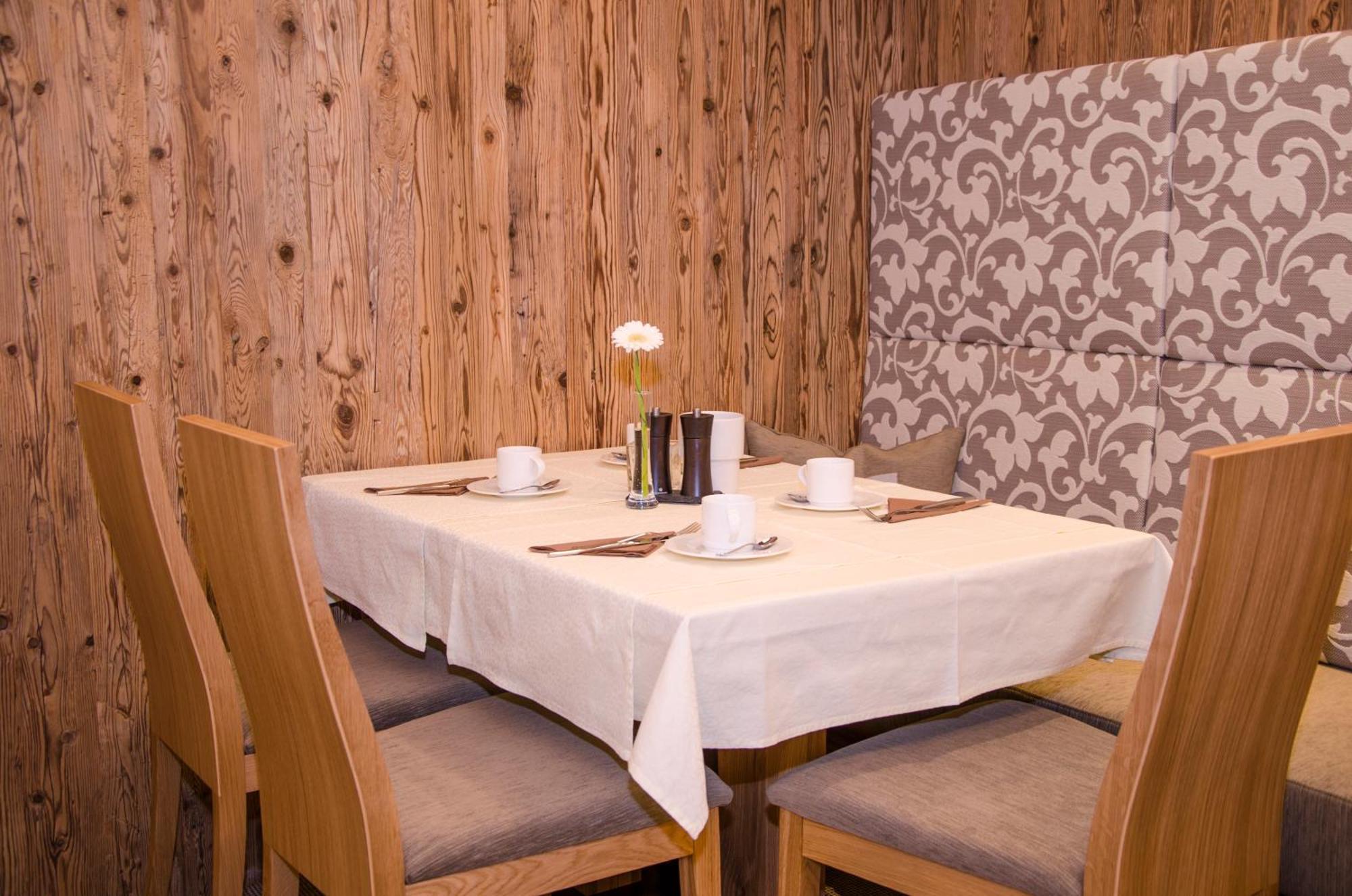Hotel Garni Mirabell Ischgl Zewnętrze zdjęcie